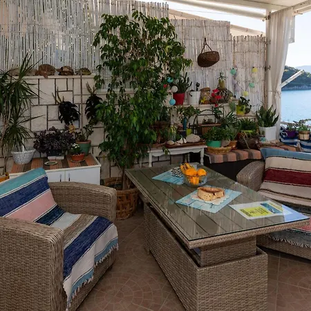 One-bedroom In